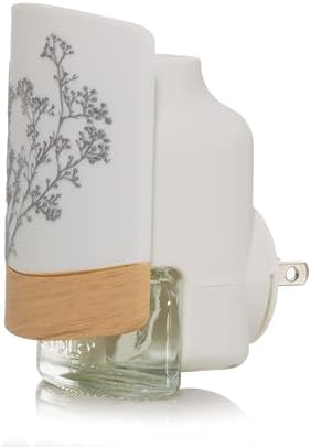 Yankee Candle Natural Simplicity with Light Scent Plug Diffuser 1