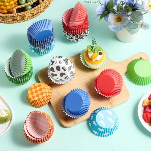 Vesici 900 Count Cartoon Birthday Cupcake Liners