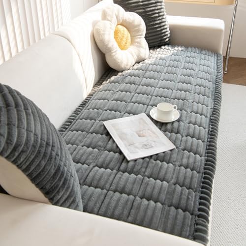 Non-Slip Fuzzy Pet Couch Covers for Large Dogs