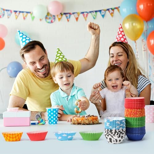 Vesici 900 Count Cartoon Birthday Cupcake Liners
