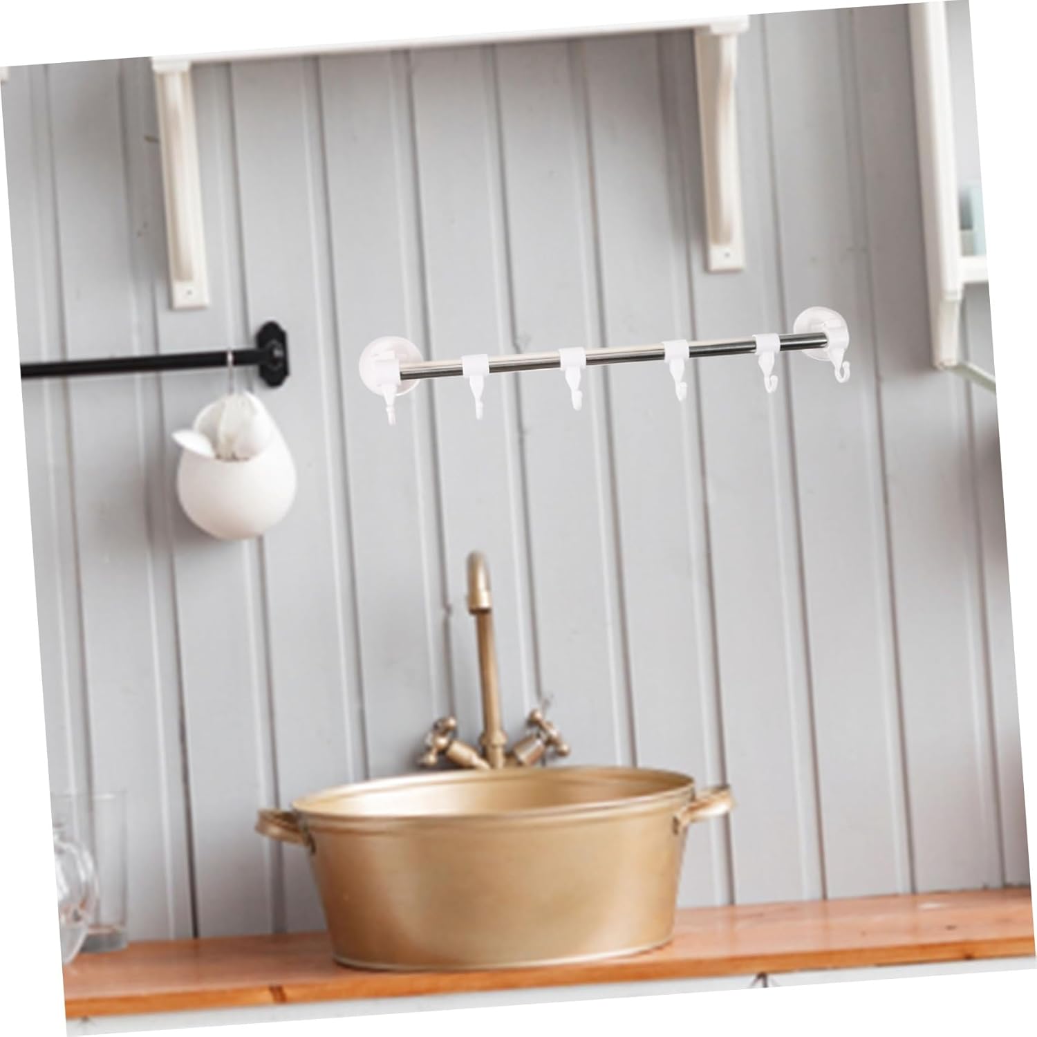 HOMSFOU Stainless Steel Suction Cup Towel Rack