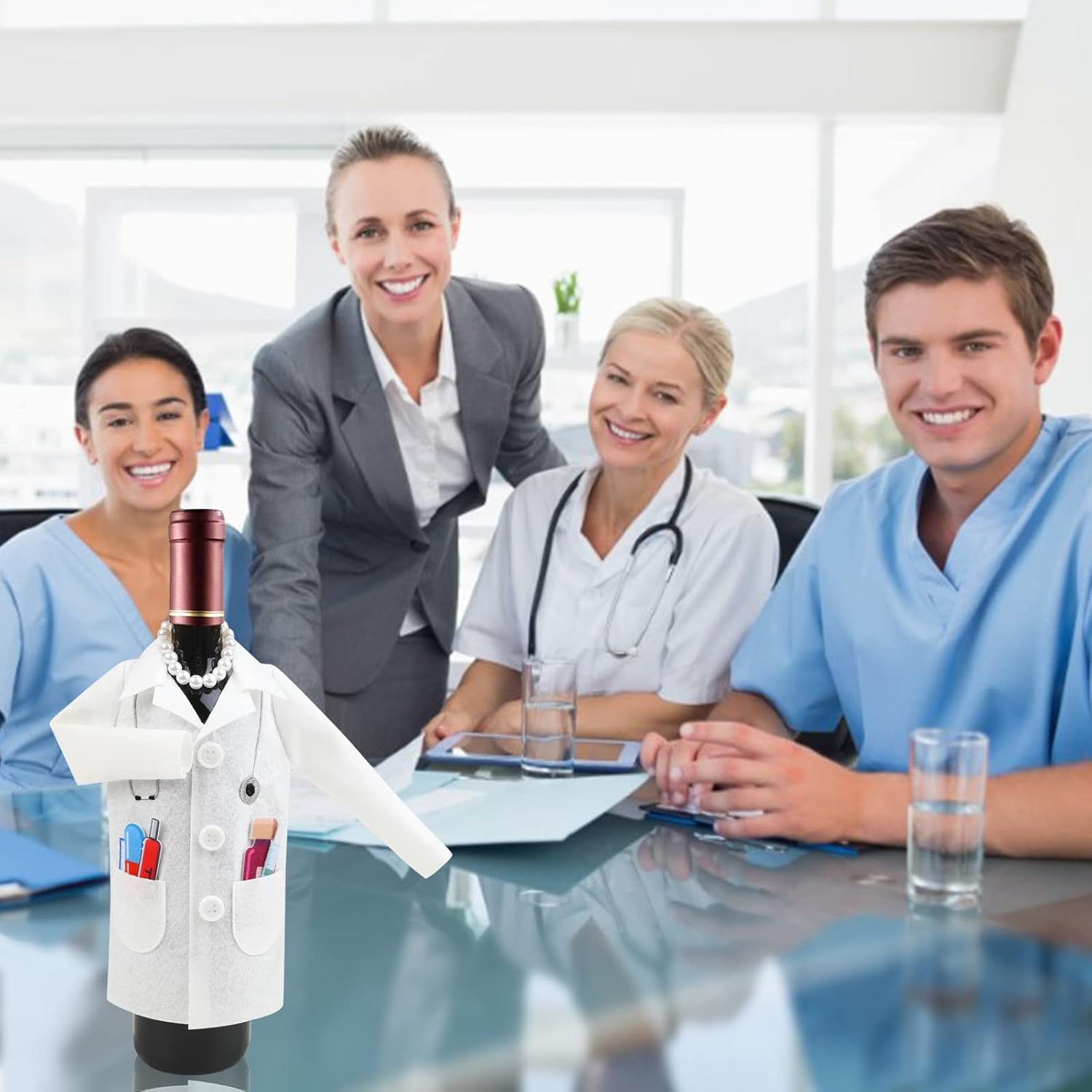 LOMIMOS Doctor White Wine Cover with Accessories