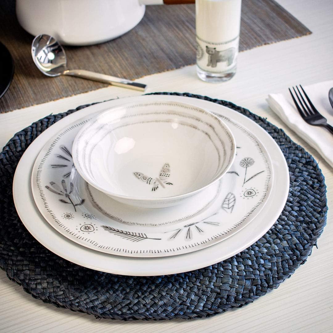 Everything Kitchens 16-Piece Dinnerware Set with Mugs Bear With Me