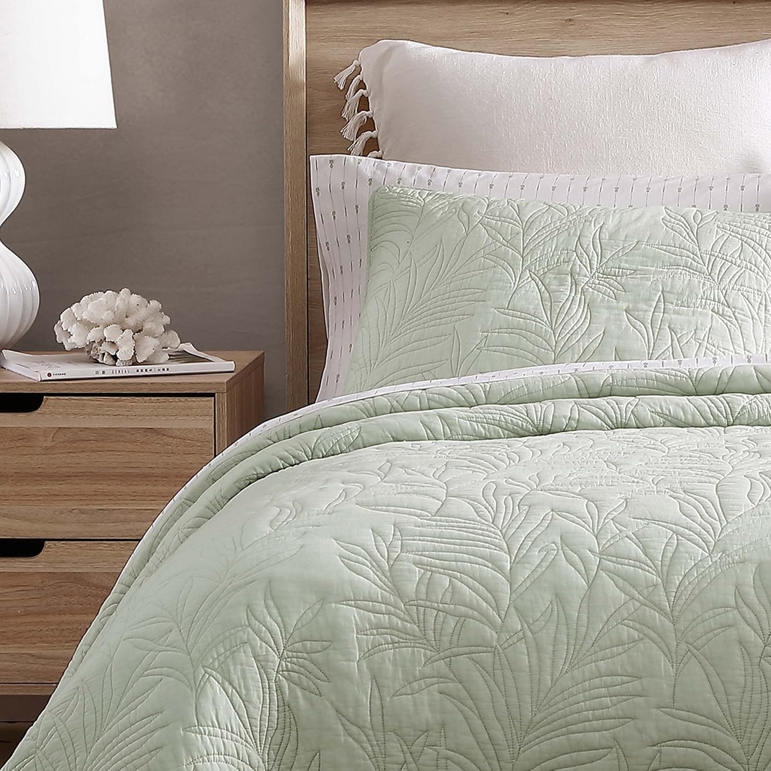 Tommy Bahama Queen Quilt Reversible Cotton Bedding Set