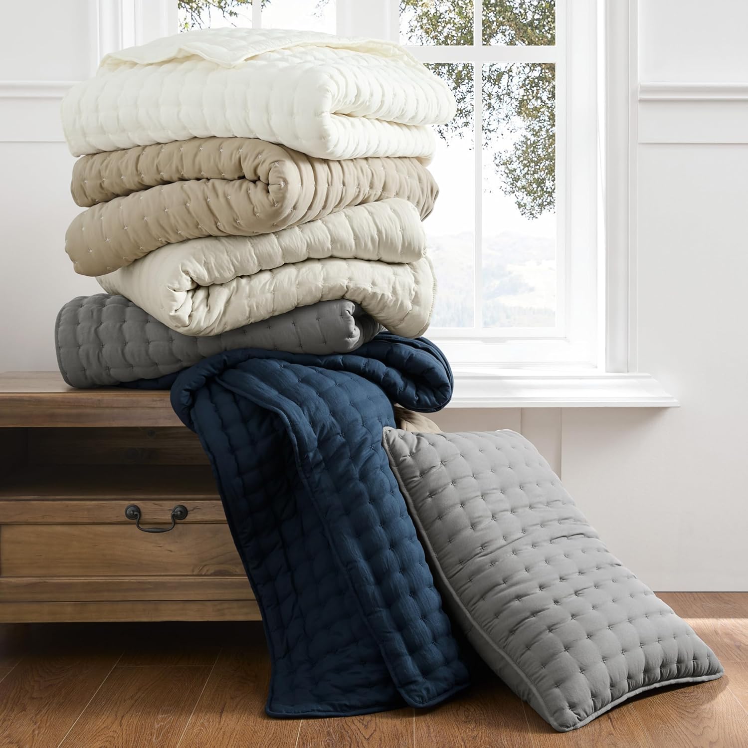 WDCOZY White Queen Quilt Bedding Set with Pillow Shams