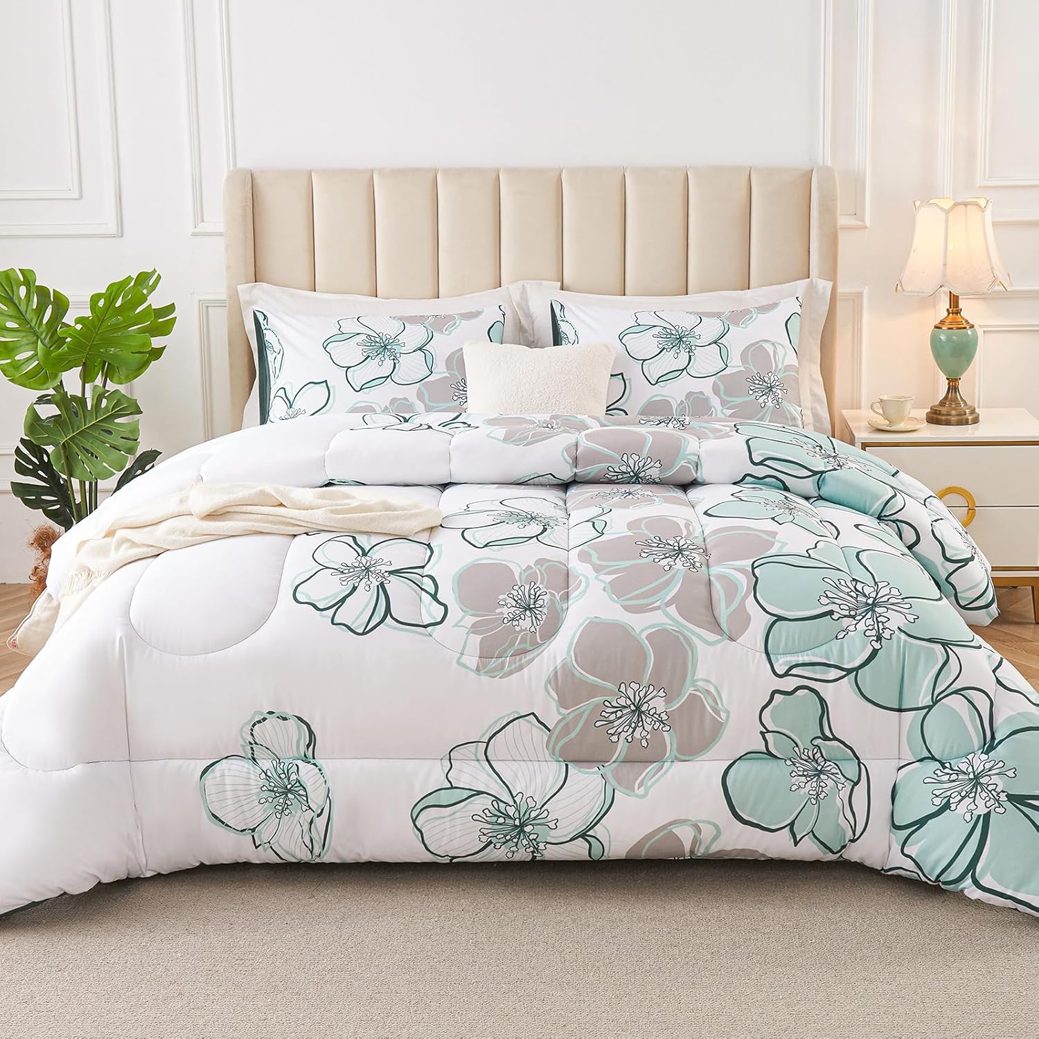Crossvast 3 Piece Queen Comforter Set with Leaf Design