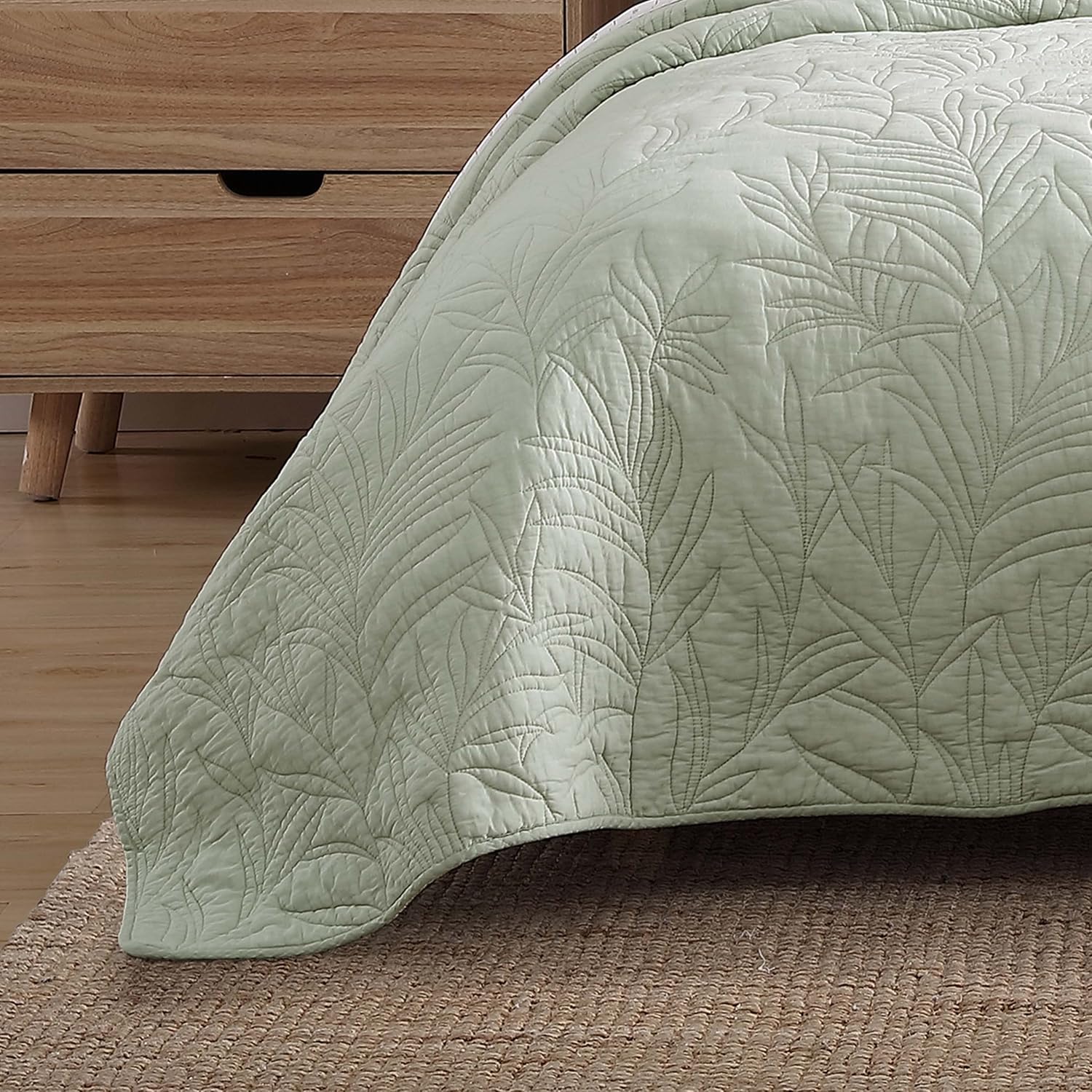 Tommy Bahama Queen Quilt Reversible Cotton Bedding Set