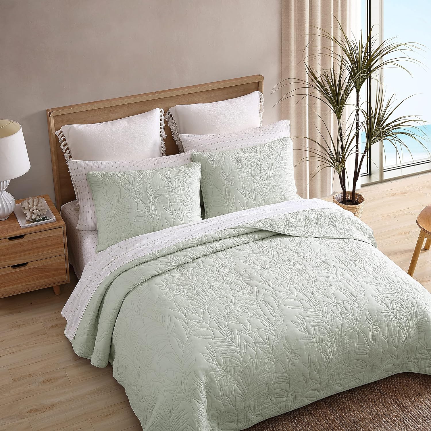 Tommy Bahama Queen Quilt Reversible Cotton Bedding Set