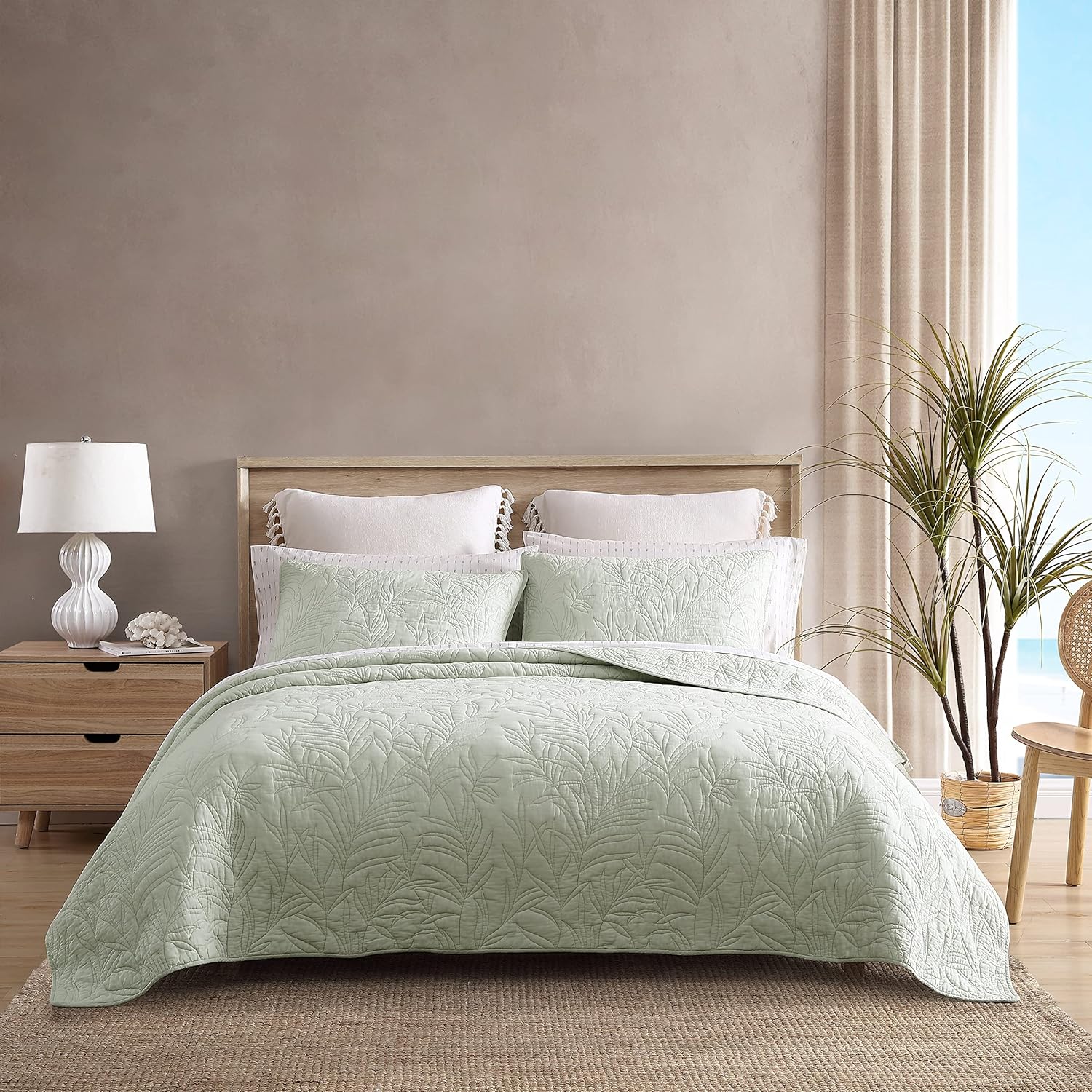 Tommy Bahama Queen Quilt Reversible Cotton Bedding Set