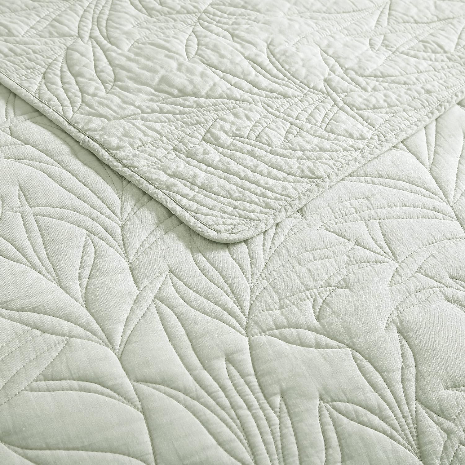 Tommy Bahama Queen Quilt Reversible Cotton Bedding Set